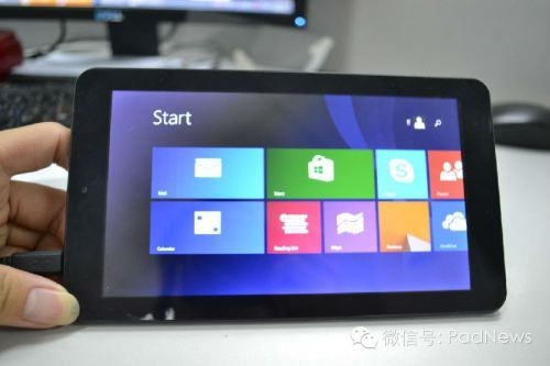 65-долларовый Windows-планшет продемонстрирован на выставке в Гонконге