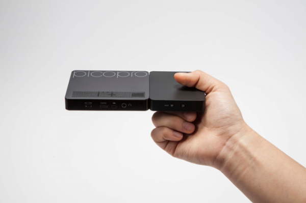 PicoPro: «карманный» лазерный проектор от Celluon