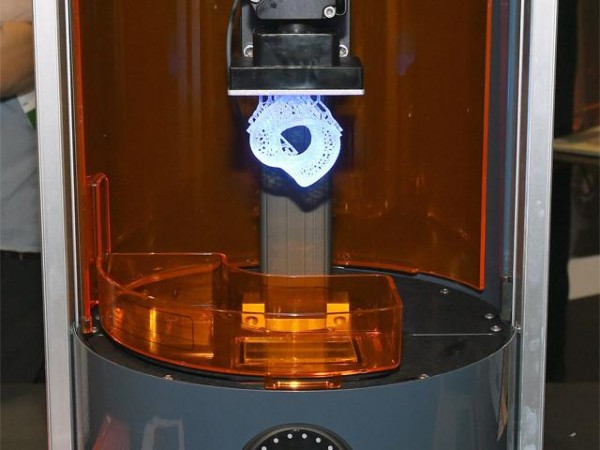 3D-принтер Autodesk Ember 3D уже можно купить