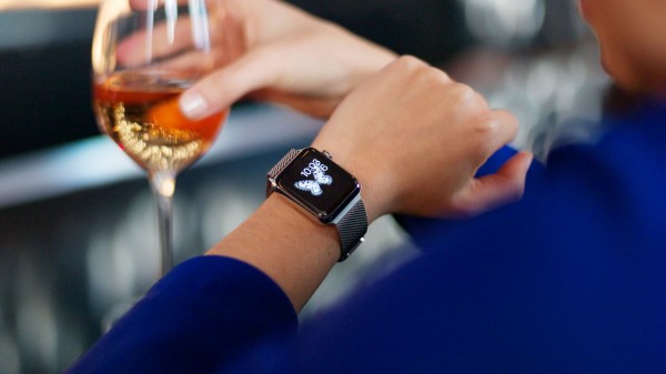Zeblaze Rover против Apple Watch — какие часы умнее?
