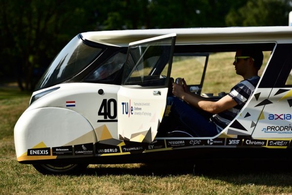 Stella Lux — семейный автомобиль на солнечных батареях