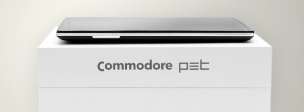 Commodore PET: 5,5-дюймовый смартфон с эмулятором Commodore 64