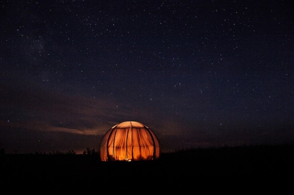 Oasis — прозрачный купол для путешественников