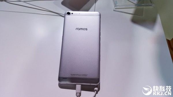 Ramos MOS 1 Max: музыкальный смартфон с емкой батареей