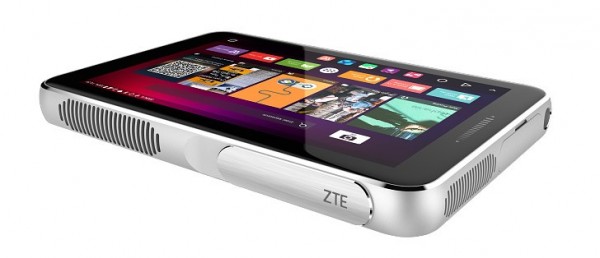 ZTE Spro Plus — гибрид планшета и проектора