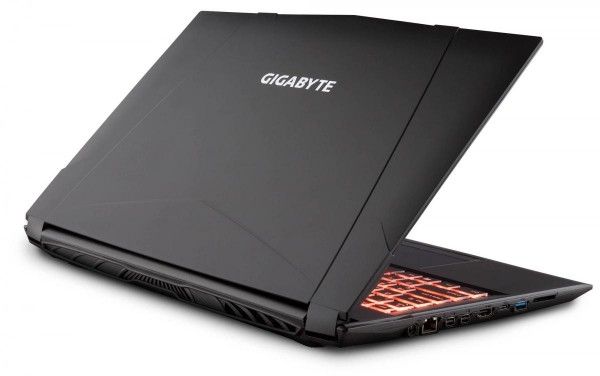  Gigabyte Sabre 15:    GeForce GTX 1050 Ti 