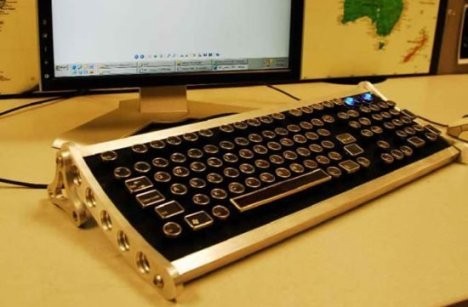 Aviator Keyboard – стимпанк-клавиатура от Datamancer