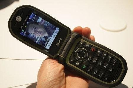 Телефон повышенной прочности Motorola Tundra VA76r