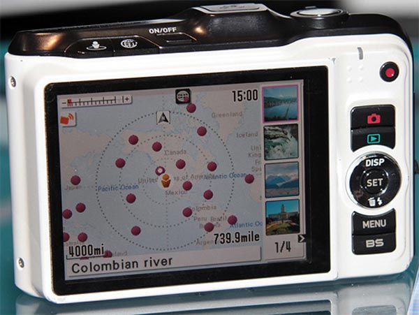 GPS-фотоаппарат Casio EX-10HG
