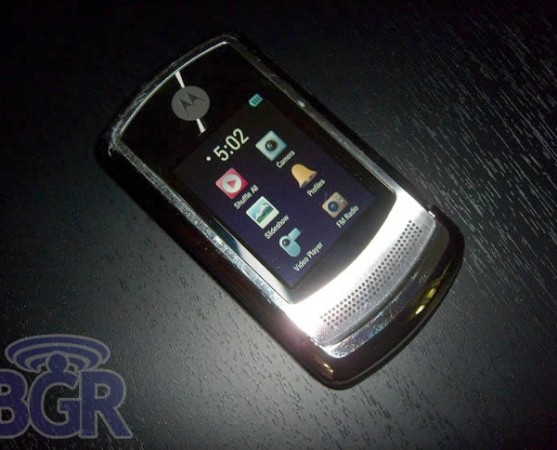 Motorola может воскресить свой знаменитый RAZR