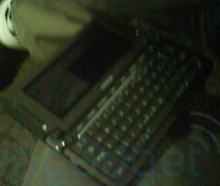 Nokia E90 - первые фото
