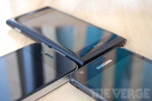 IDC: Samsung увеличивает превосходство над Apple. Nokia, RIM и HTC плетутся в хвосте