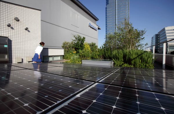Panasonic достигла 25,6 % эффективности солнечных батарей