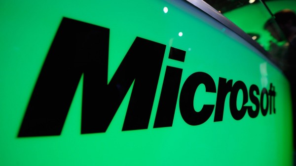 Умный браслет Microsoft появится в октябре
