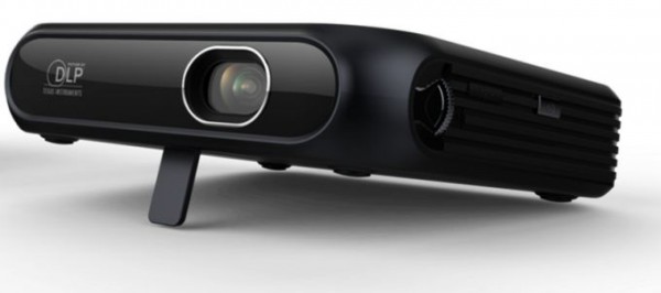 ZTE LivePro — мобильная точка доступа, проектор и аккумулятор