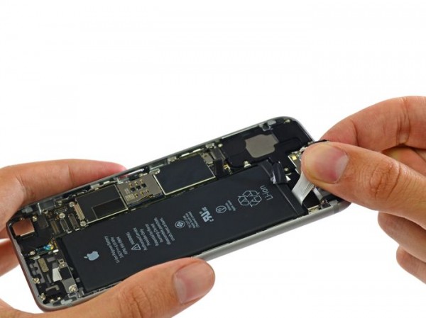 Производство iPhone 6 стоит Apple примерно 200 $