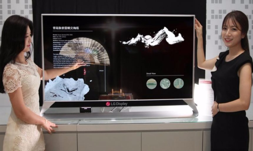 LG представила 77-дюймовый прозрачный гибкий дисплей