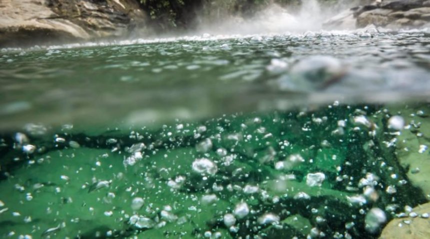 Ученые в Перу обнаружили странную кипящую реку