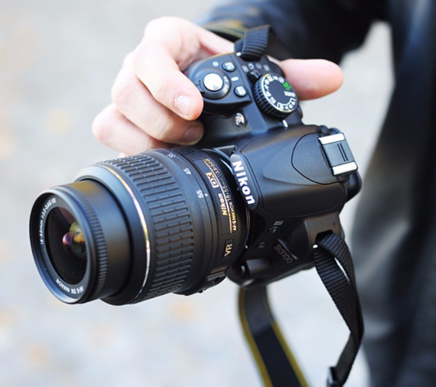 Фотокамера от Nikon получит изогнутый сенсор