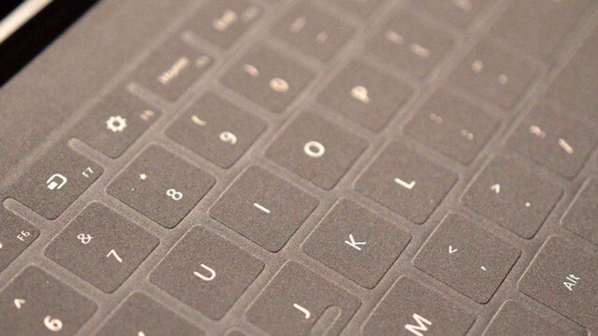 Microsoft может выпустить фирменную клавиатуру для iPad