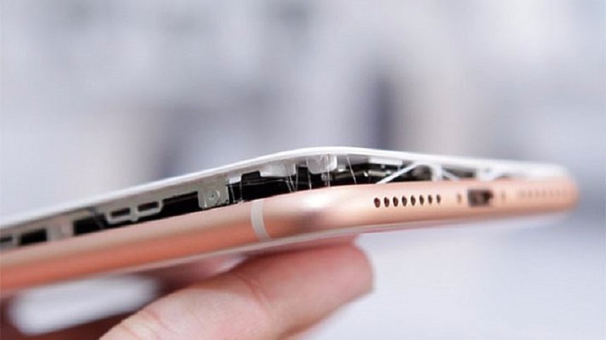 Шок: новый iPhone 8 Plus взорвался во время зарядки