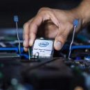 Некоторые процессоры Intel больше не будут защищены от уязвимостей