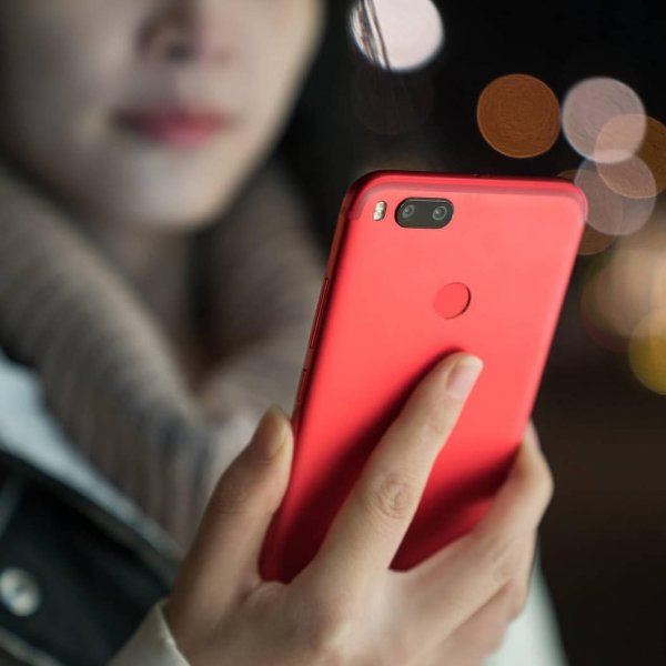 Новый Xiaomi Mi A2 «засветился» в базе данных Geekbench