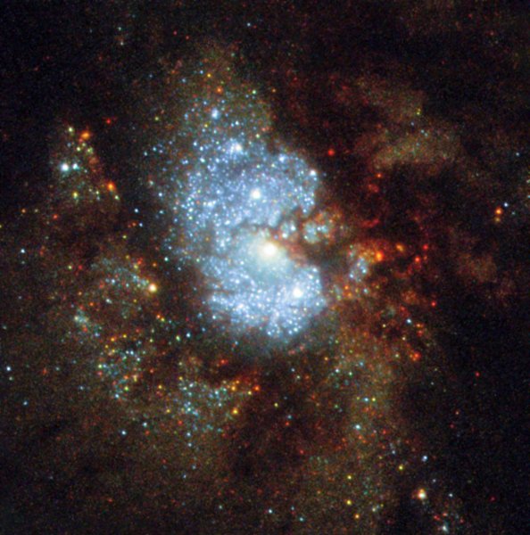 Телескоп «Хаббл» запечатлел галактику с ярким ядром