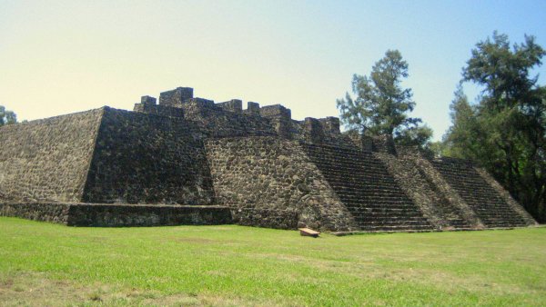 Археологи нашли древний храм ацтеков благодаря землетрясению