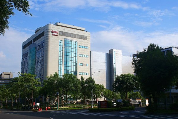 Неизвестный вирус атаковал тайванский завод по производству iPhone