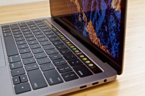 Пользователи жестко критикуют «адскую» клавиатуру MacBook от Apple