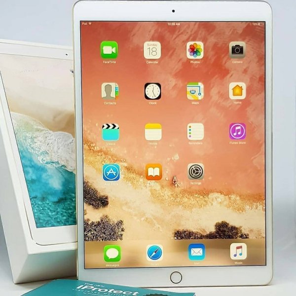 Безрамочный планшет Apple iPad Pro показали на видео в Сети