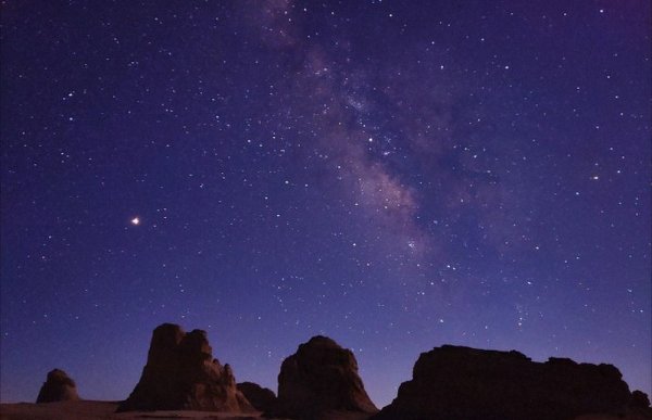 Смартфон Nubia Z18 сумел сделать красивый снимок Млечного Пути