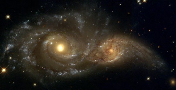 Телескоп NASA зафиксировал столкновение двух галактик