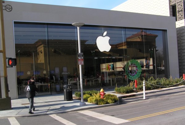 Компания Qualcomm требует от Apple семь миллиардов долларов долга