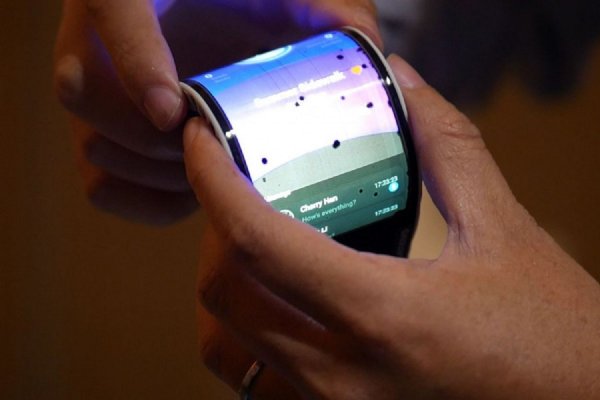 Складной телефон Oppo презентуют на MWC 2019