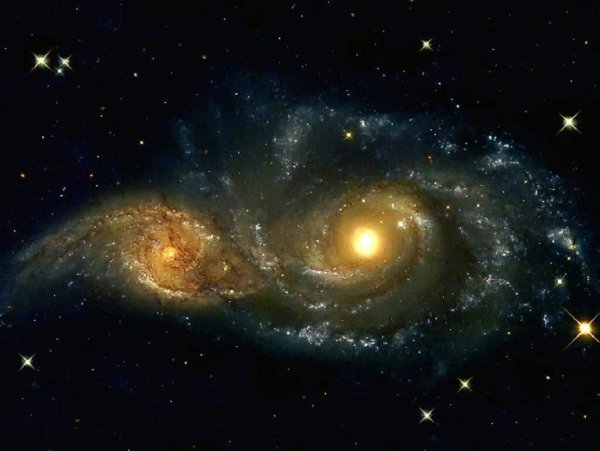 Ученые объяснили, почему галактики сталкиваются при расширении Вселенной