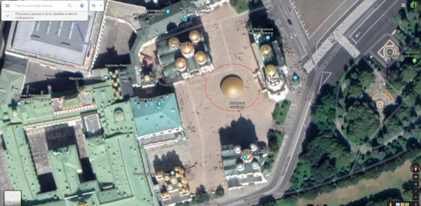 Путин встречался с пришельцами: Припаркованный в Кремле НЛО найден на Google Maps - уфолог