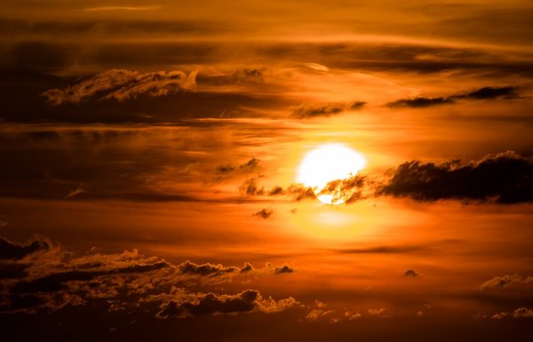 Ученые: «падающая» вспышка Солнца вернет Землю в XIX век
